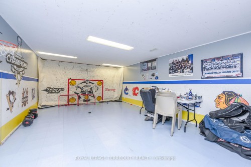 20 Hallow Crescent, Toronto, ON -  Photo Showing Other Room