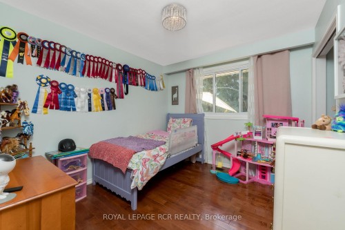 994034 Mono/Adjala Townline Road, Mono, ON - Indoor Photo Showing Bedroom