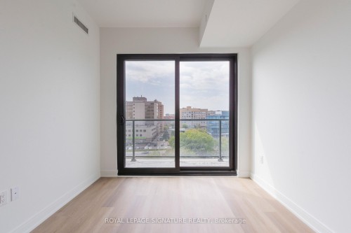 719-3009 Novar Road, Mississauga, ON - Indoor Photo Showing Other Room