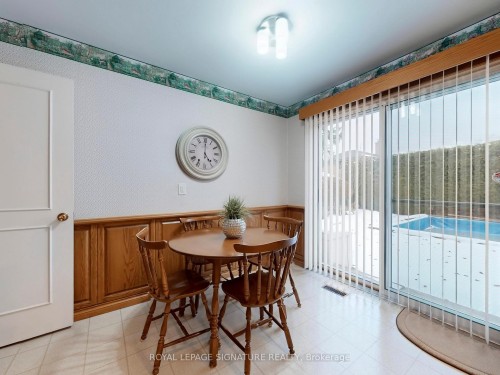 34 Charade Court, Toronto, ON - Indoor Photo Showing Dining Room