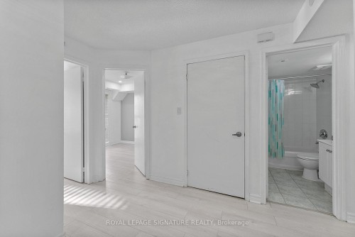 1207-22 Laidlaw Street, Toronto, ON - Indoor