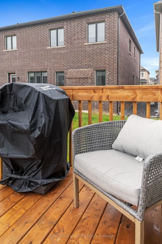 270 Great Falls Boulevard, Hamilton, ON 