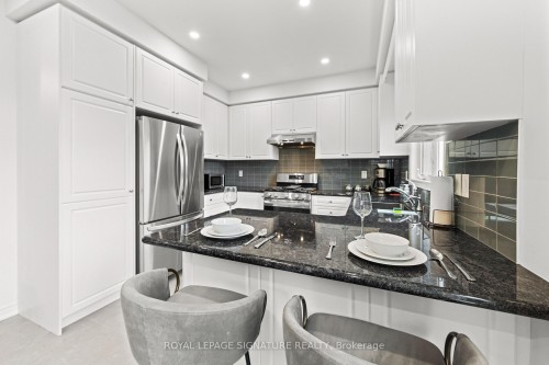 270 Great Falls Boulevard, Hamilton, ON 