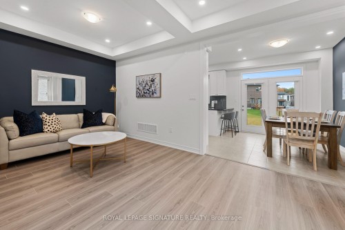 270 Great Falls Boulevard, Hamilton, ON 