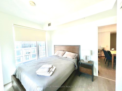 4603-251 Jarvis Street, Toronto, ON - Indoor Photo Showing Bedroom