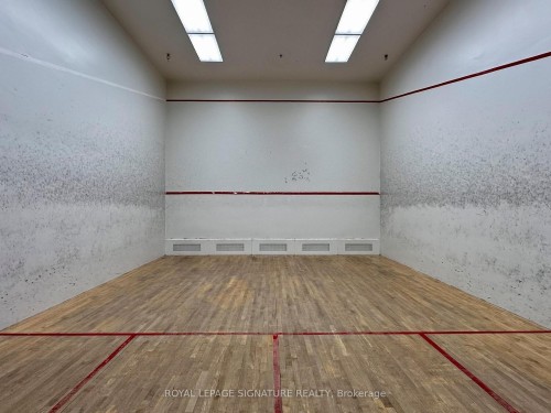 620-88 Corporate Drive, Toronto, ON - Indoor Photo Showing Other Room