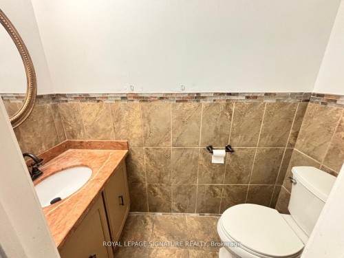 Main-59 Jayfield Road, Brampton, ON - Indoor Photo Showing Bathroom