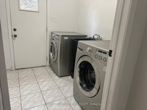 Main-59 Jayfield Road, Brampton, ON - Indoor Photo Showing Laundry Room