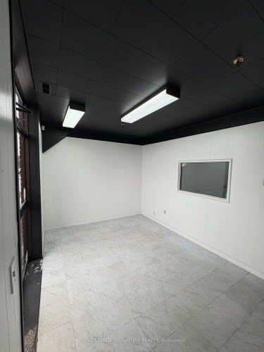 3-127 Manville Road, Toronto, ON 