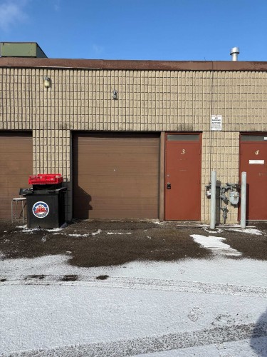 3-127 Manville Road, Toronto, ON 