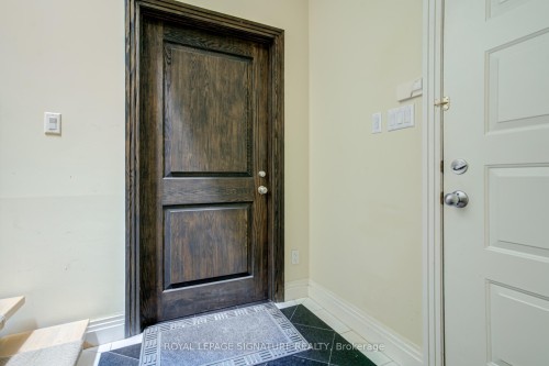 Main-53 Florence Avenue, Toronto, ON - Indoor Photo Showing Other Room