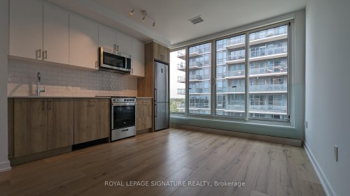610-1195 The Queensway N/A, Toronto, ON - Indoor Photo Showing Kitchen
