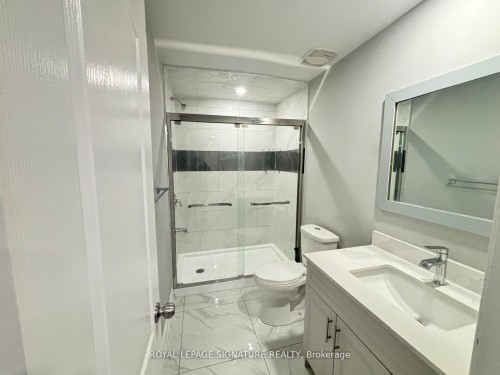 Lower-59 Jayfield Road, Brampton, ON - Indoor Photo Showing Bathroom