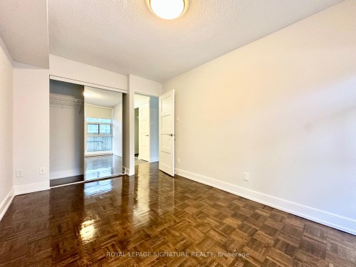 2109-33 Isabella Street, Toronto, ON - Indoor Photo Showing Other Room