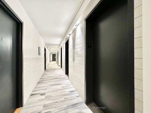 1213-33 Isabella Street, Toronto, ON - Indoor Photo Showing Other Room