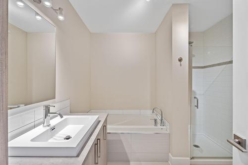 Salle de bains - 1309 Ch. De La Rivière, Val-David, QC - Indoor Photo Showing Bathroom