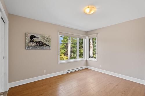 Chambre à coucher principale - 1309 Ch. De La Rivière, Val-David, QC - Indoor Photo Showing Other Room