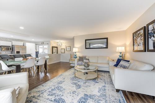 1111-2440 Old Okanagan Highway, West Kelowna, BC - Indoor Photo Showing Living Room