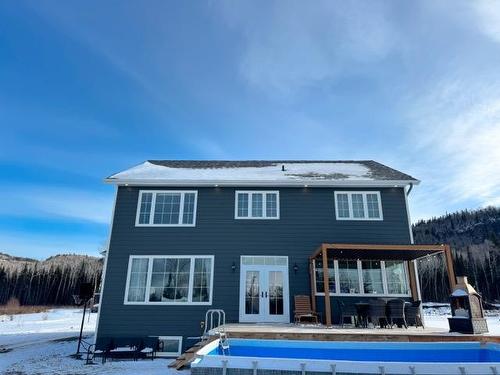 2105 Foothill Drive, Thunder Bay, ON - Outdoor With In Ground Pool With Deck Patio Veranda