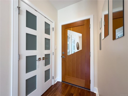 N312-1105 Pandora Ave, Victoria, BC - Indoor Photo Showing Other Room