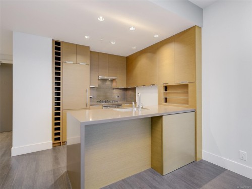 1007-83 Saghalie Rd, Victoria, BC 