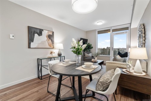 1104-777 Belleville St, Victoria, BC - Indoor Photo Showing Dining Room
