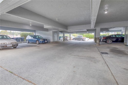 308-2815 Departure Bay Rd, Nanaimo, BC 