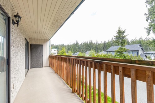 310-4724 Uplands Dr, Nanaimo, BC - Outdoor With Balcony With Exterior