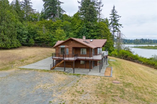 13289 Prospect Dr, Ladysmith, BC 