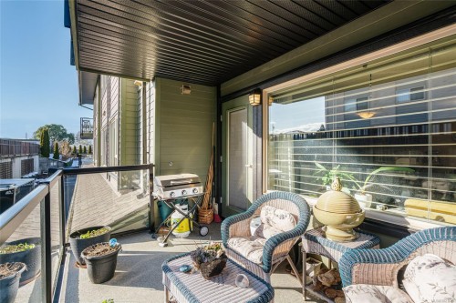 208-257 Moilliet St South, Parksville, BC - Outdoor With Deck Patio Veranda With Exterior