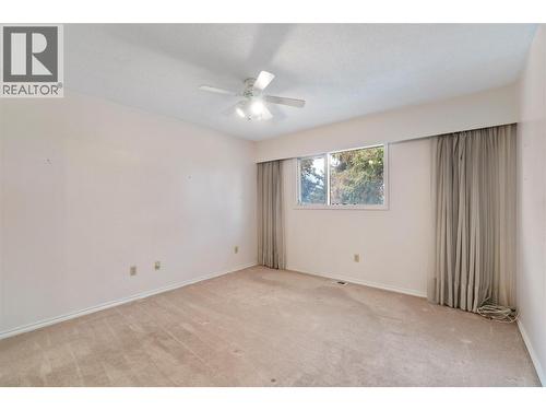 1160 Lakeshore Road Ne, Salmon Arm, BC - Indoor Photo Showing Other Room