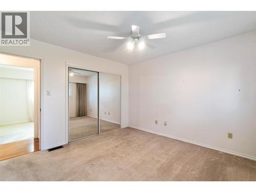 1160 Lakeshore Road Ne, Salmon Arm, BC - Indoor Photo Showing Other Room