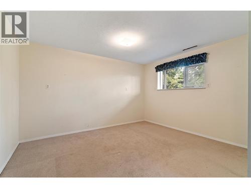 1160 Lakeshore Road Ne, Salmon Arm, BC - Indoor Photo Showing Other Room