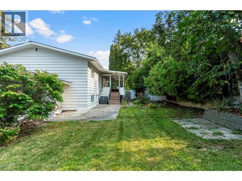 1160 Lakeshore Road Ne, Salmon Arm, BC - Outdoor