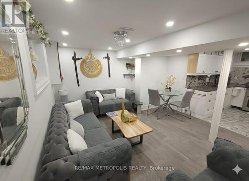 Bsmt - 61 Mandrake Street, Ajax, ON - Indoor Photo Showing Living Room