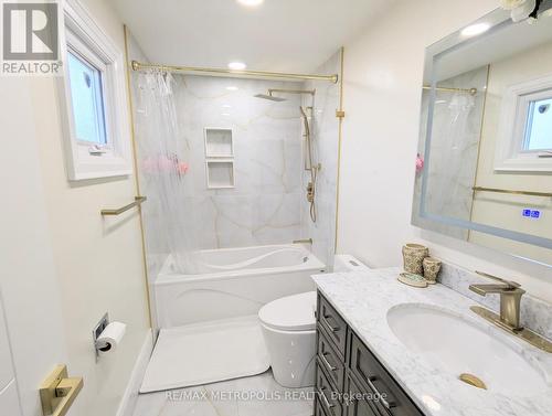 Main - 61 Mandrake Street, Ajax, ON - Indoor Photo Showing Bathroom