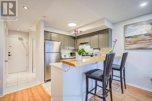 A206 - 15 Cornell Meadows Avenue, Markham, ON - Indoor Photo Showing Kitchen
