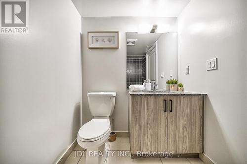 334 - 20 Meadowglen Place, Toronto, ON - Indoor Photo Showing Bathroom