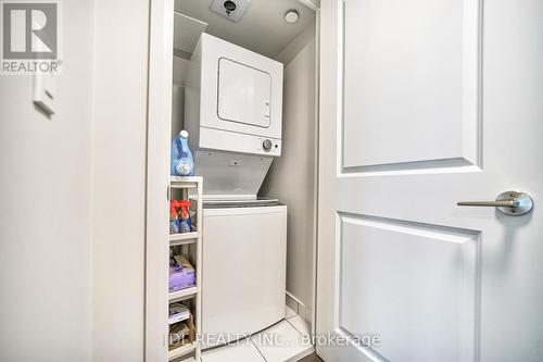 334 - 20 Meadowglen Place, Toronto, ON - Indoor Photo Showing Laundry Room