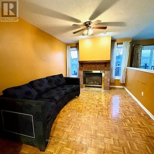 Family Room - 63 Acadian Heights, Brampton, ON 