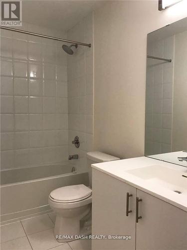 204 - 1130 Briar Hill Avenue, Toronto, ON - Indoor Photo Showing Bathroom