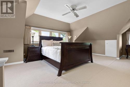 345 Third Avenue, Ottawa, ON - Indoor Photo Showing Bedroom