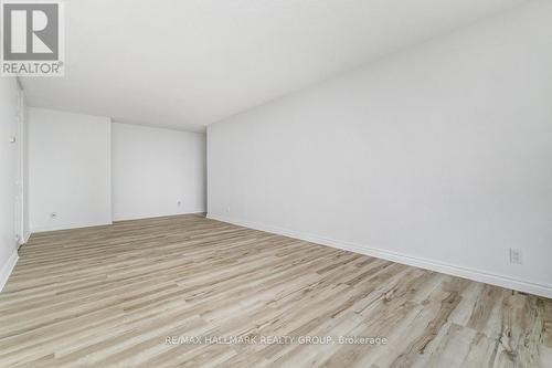 812 - 515 St Laurent Boulevard, Ottawa, ON - Indoor Photo Showing Other Room