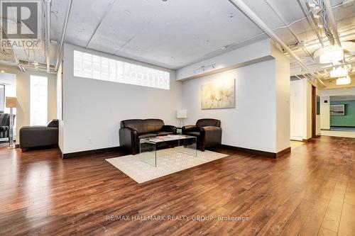 812 - 515 St Laurent Boulevard, Ottawa, ON - Indoor