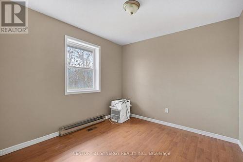 46 Blanchards Hill Road, Rideau Lakes, ON - Indoor Photo Showing Other Room