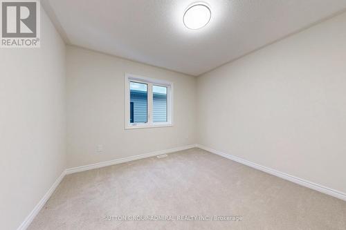36 Hillcroft Way, Kawartha Lakes, ON - Indoor Photo Showing Other Room