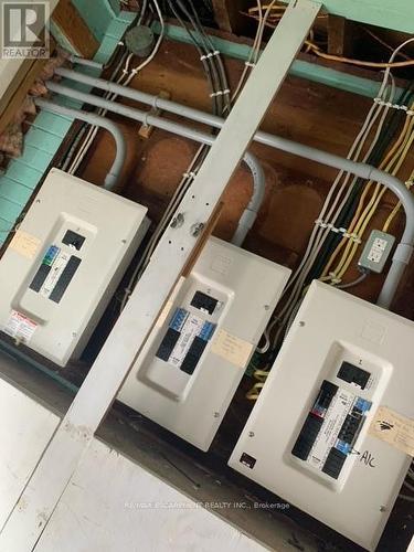 6 Howard Street, Haldimand, ON - Indoor Photo Showing Other Room