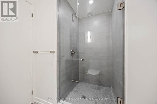 1011 - 120 Broadway Avenue, Toronto, ON - Indoor Photo Showing Bathroom
