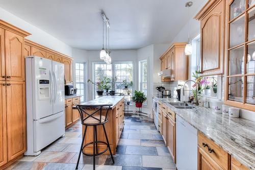 Kitchen - 189 Boul. Des Hauteurs, Saint-Jérôme, QC - Indoor Photo Showing Kitchen With Double Sink