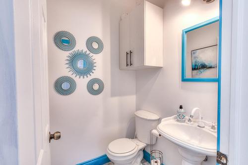 Powder room - 189 Boul. Des Hauteurs, Saint-Jérôme, QC - Indoor Photo Showing Bathroom
